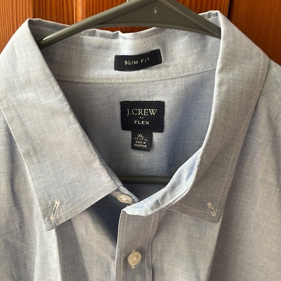 JCREW blue button down - Picture 2 of 4